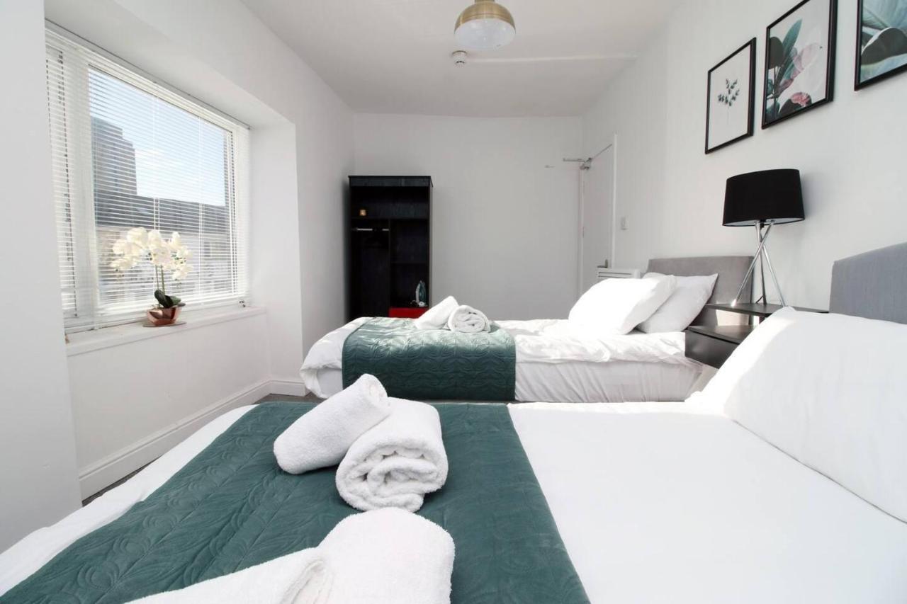 Stunning 4 Bedroom Flat Near Centre Swansea