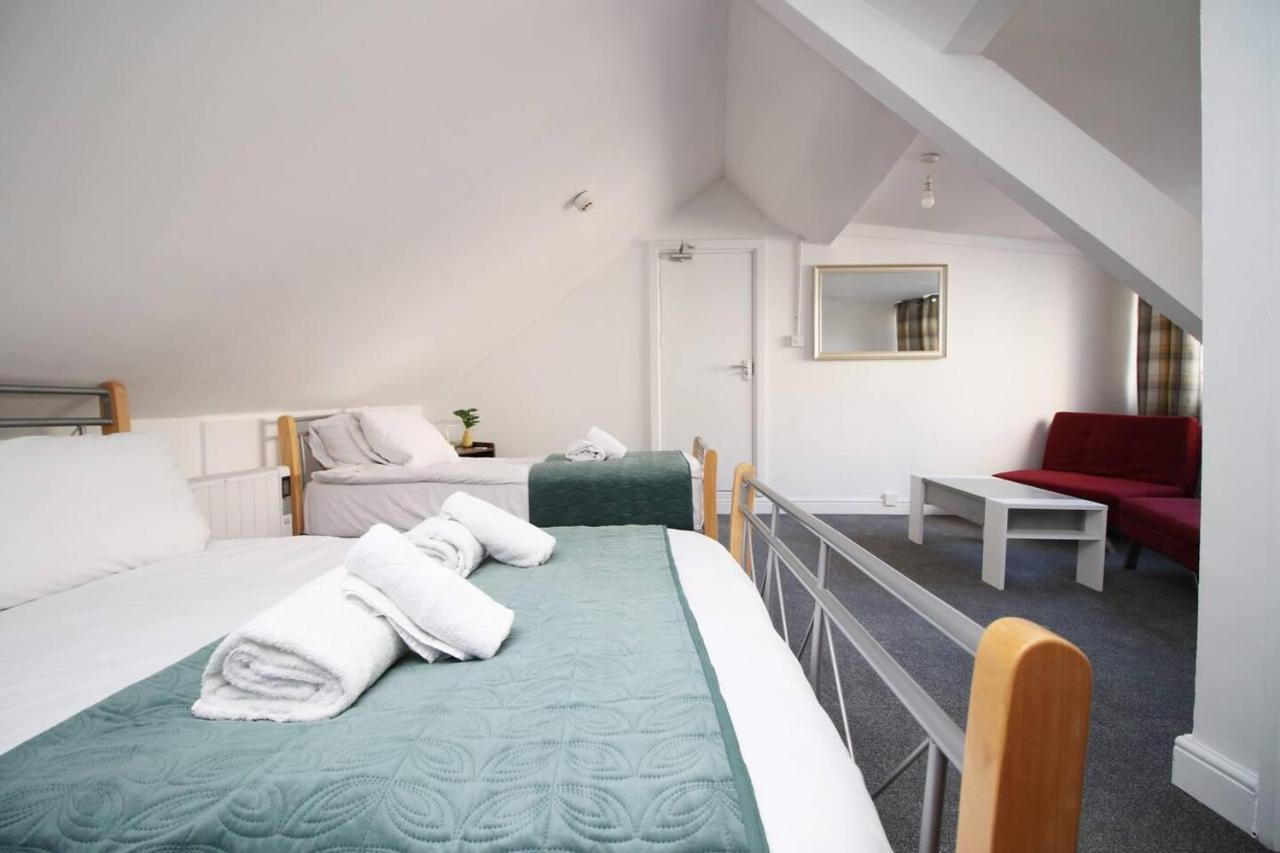 Stunning 4 Bedroom Flat Near Centre Apartment Swansea